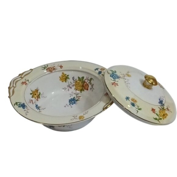 Vintage B & C Limoges Lidded Serving Dish Cream w/Floral Decor & Gold Trim - Picture 3 of 11